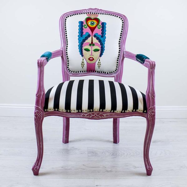 veronica-roosa-tugitool-triibuline-kangas-kangamaaling-kolmas-silm-handmade-armchair-with-painting-kolmas-silm-third-eye-strips-turquoise-pink-blue-dreams-comes-true