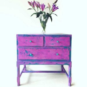 chalk-paint-orchid-fuschia-drawers-vintro-kriidivarv