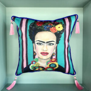 frida-kahlo-cushion