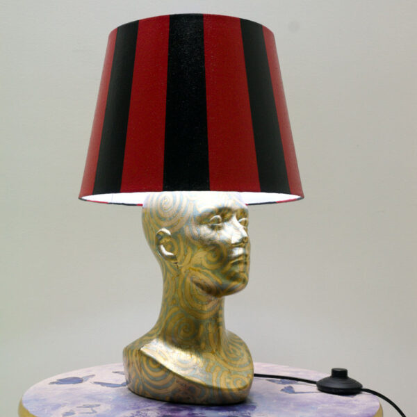 punane-naine.lamp