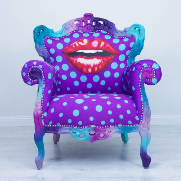 lips-armchair-pop-art