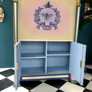 blue-bar-cabinet-voyage