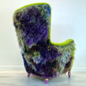 colorful-universum-green-pink-fur